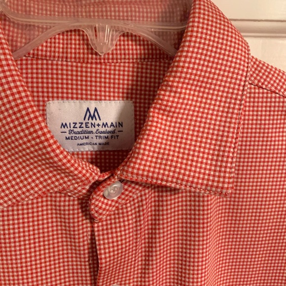 2 mizzen & main M long sleeve button downs - Picture 3 of 4